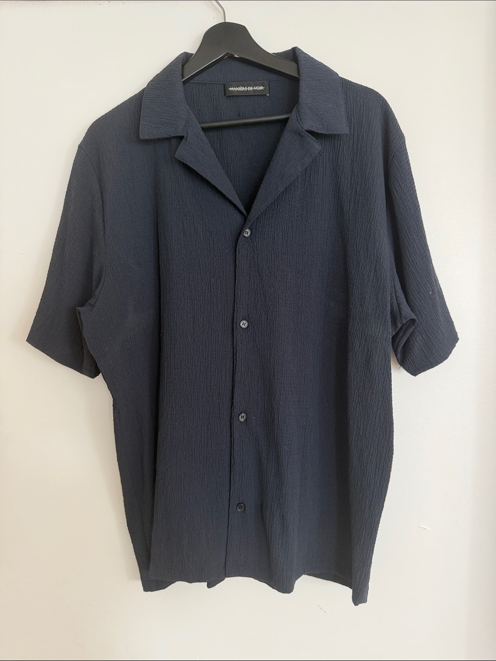 Maniere De Voir Dark Navy Textured Short-Sleeve Button-Up Shirt